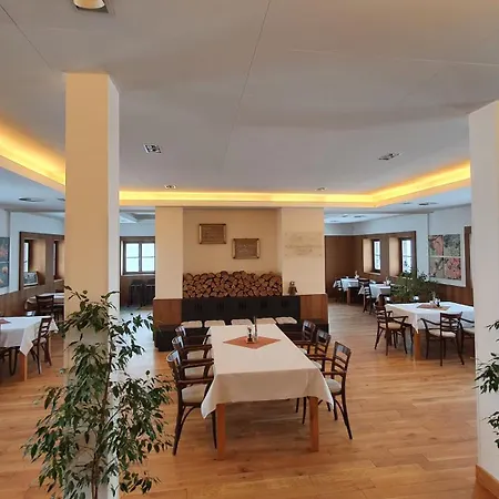 Hotel Kramarova *